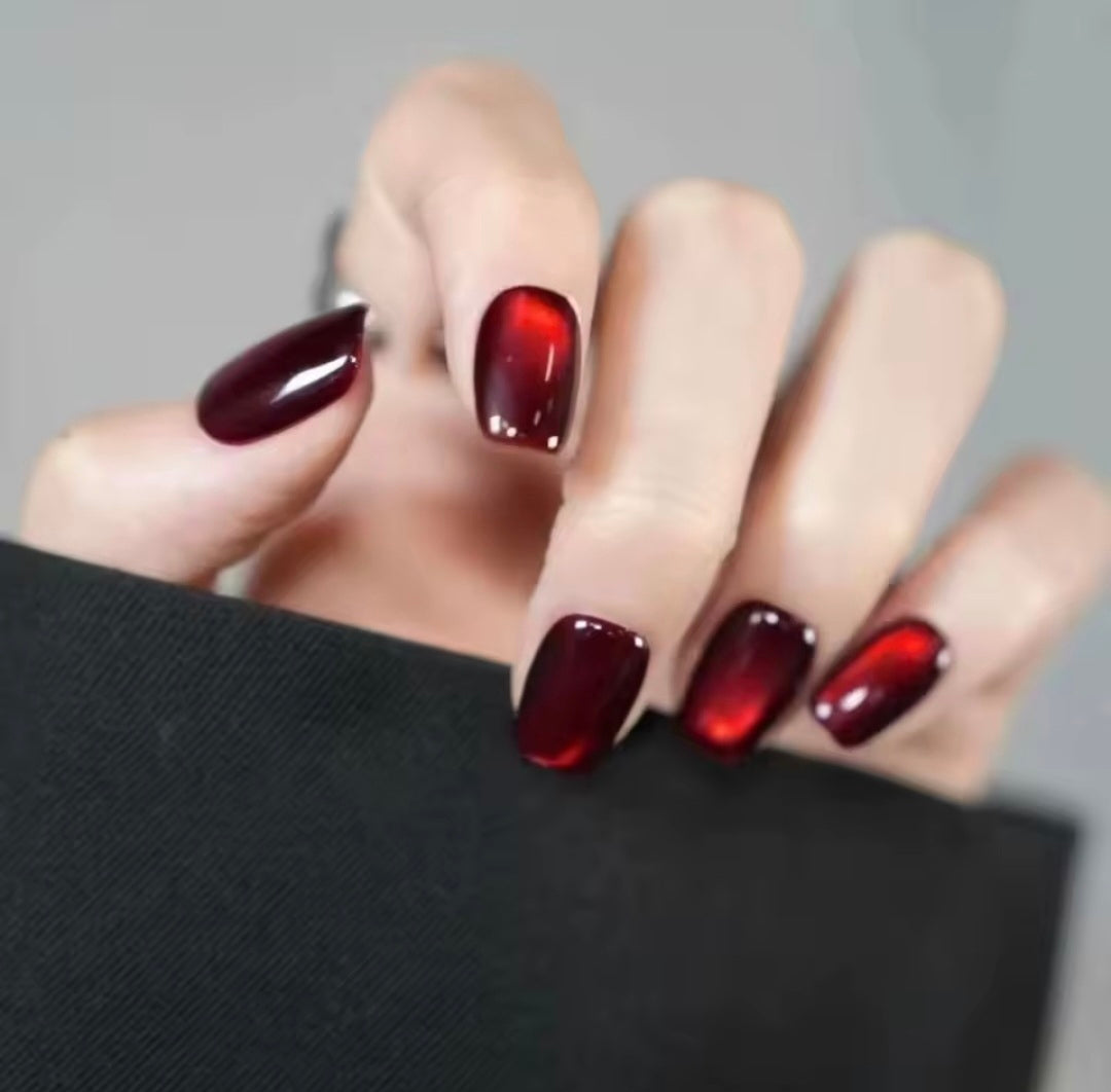 Magnetic-Nails-Bright