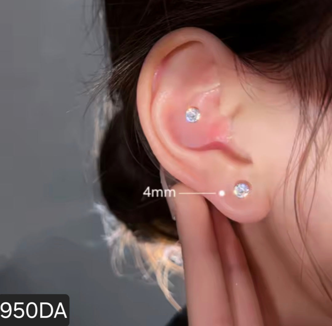Faux-Piercing-Oreile-Diamond
